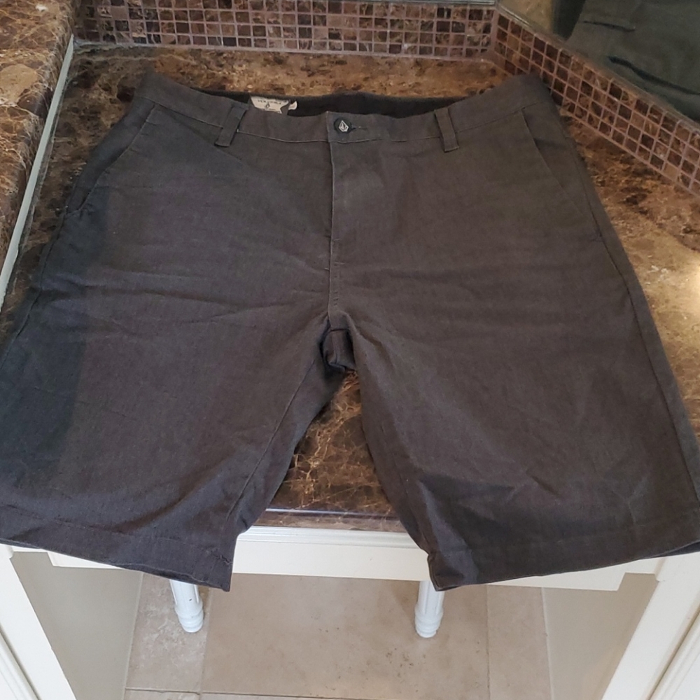 Volcom men's shorts